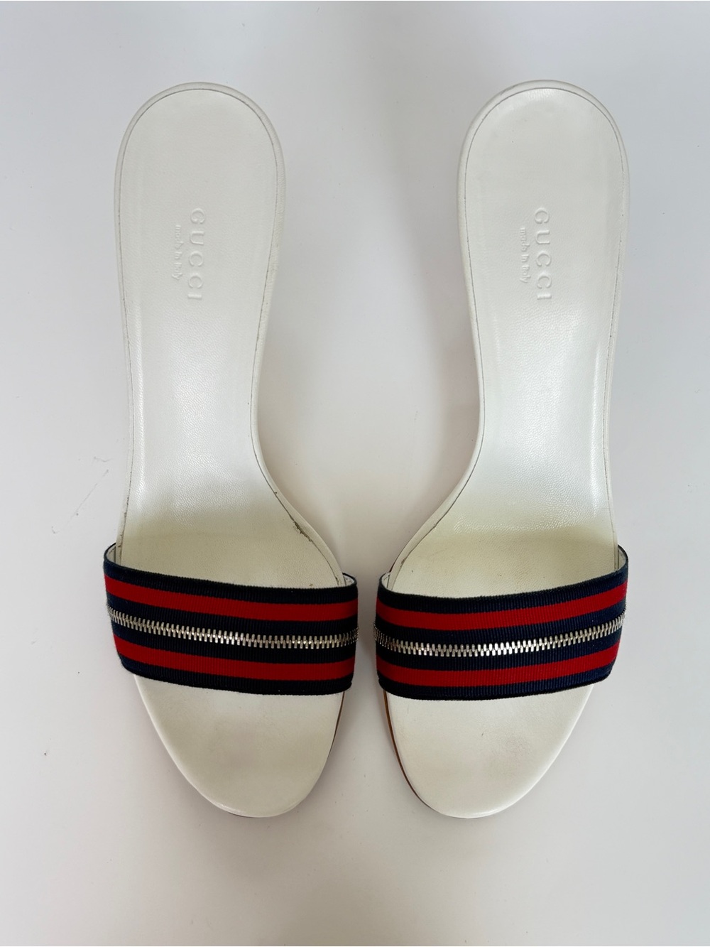 Gucci White Leather Slides with Red and Navy and zip foot strap size US 8.5